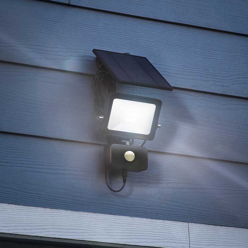 Spot solaire 800 lumens avec detection                                          