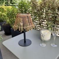 Lampe de table solaire Eleonor en bambou - 100 lumens                           