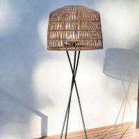 Lampadaire sans fil Amalfi 145 cm avec ampoule 900 lm maxi télécommande pied métal abat jour fibre naturelle rechargeable USB